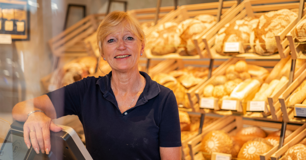 Verkäuferin bei Escherich Brothandwerk