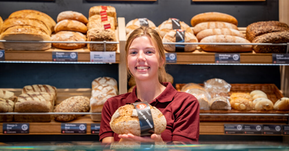 Verkäuferin bei der Bäckerei Middelberg in Münster
