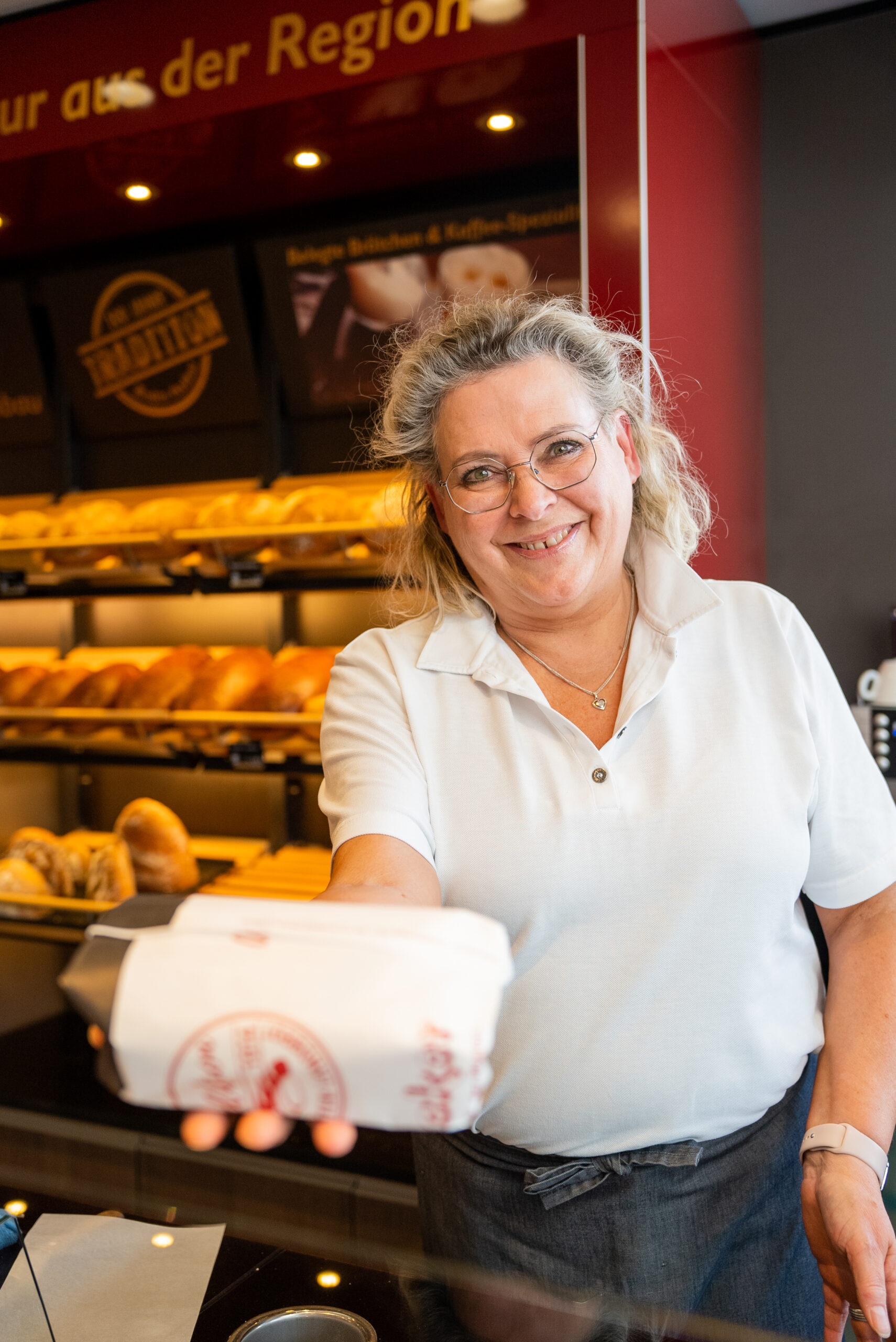 Verkäuferinnen der Bäckerei Plücker in Waldeck-Alraft