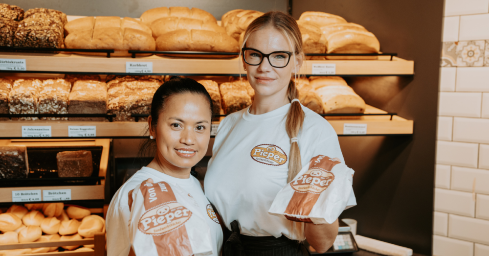 Verkäuferinnen bei der Bäckerei Pieper